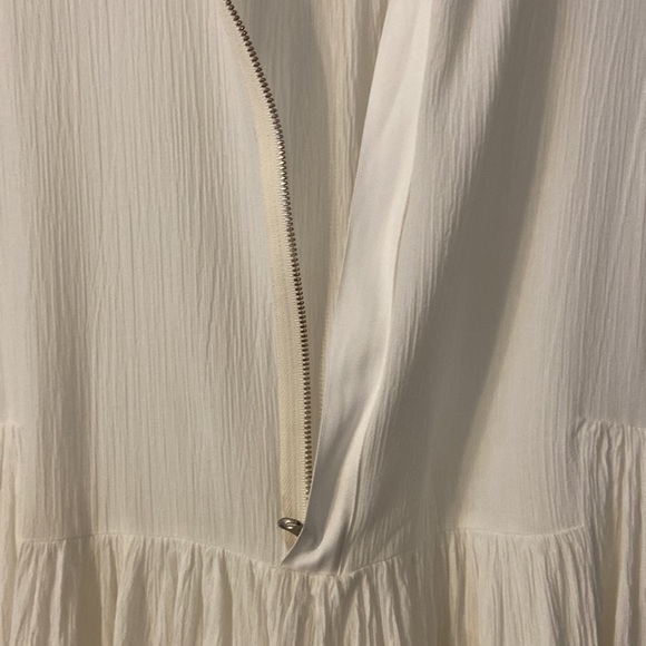 VINCE Dress Maxi size M white color length 50” bust 32” perfect for summer - Picture 6 of 16